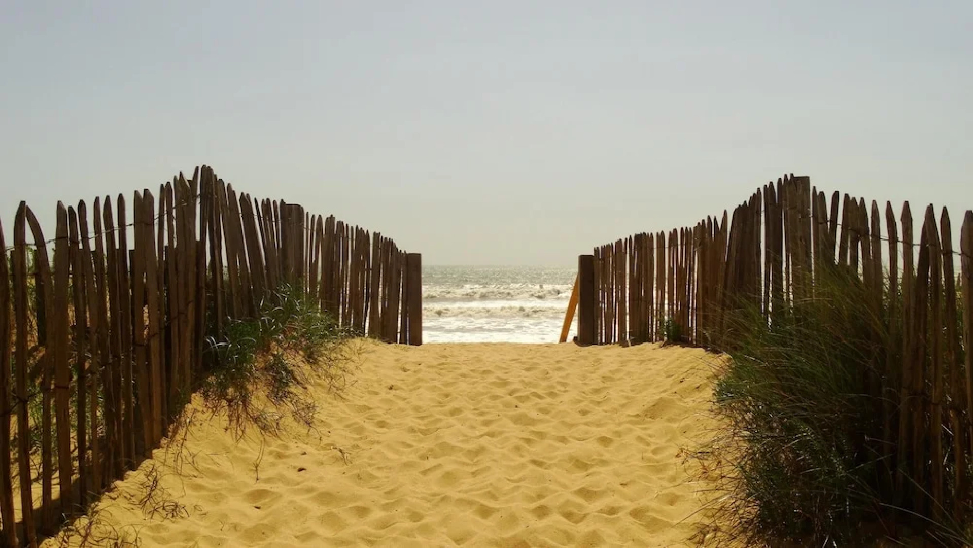 Apartment With one Bedroom in Saint-hilaire-de-riez, With Wonderful se