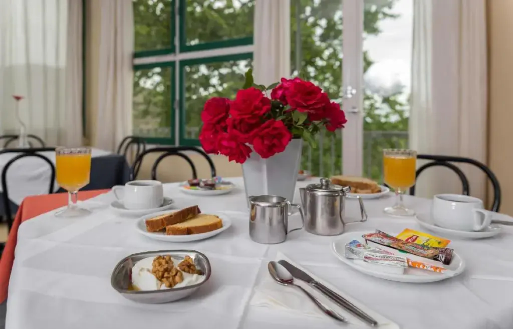Theoxenia Hotel