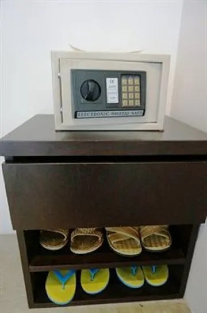 The Herbs By The Sea