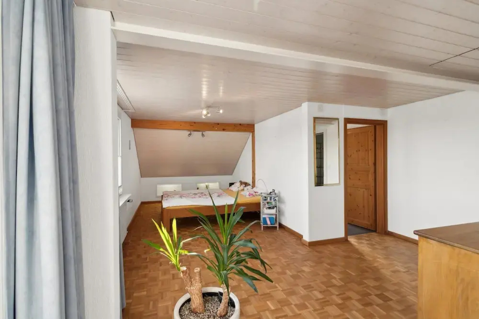 VK Zürich Airport Homestay Villa Bänikon