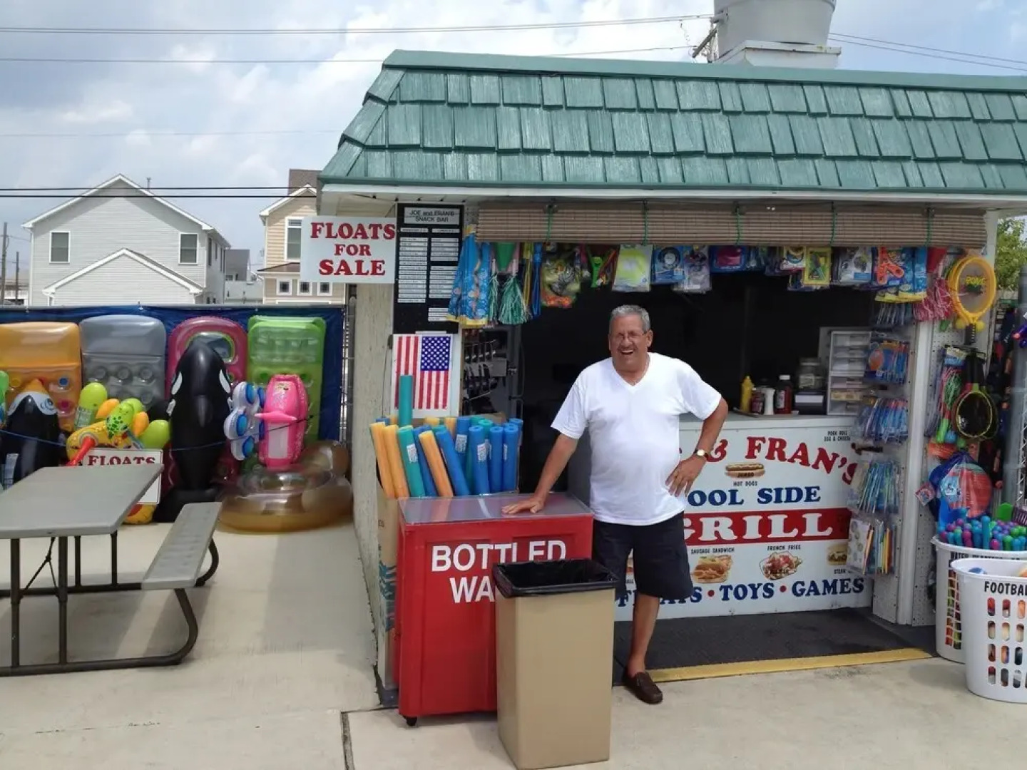 Sand Pebble Motor Lodge