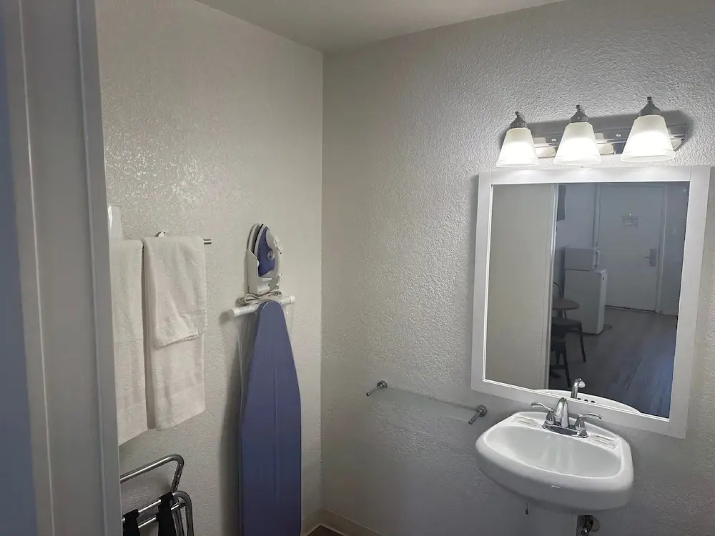 Premier Inns Metro Center