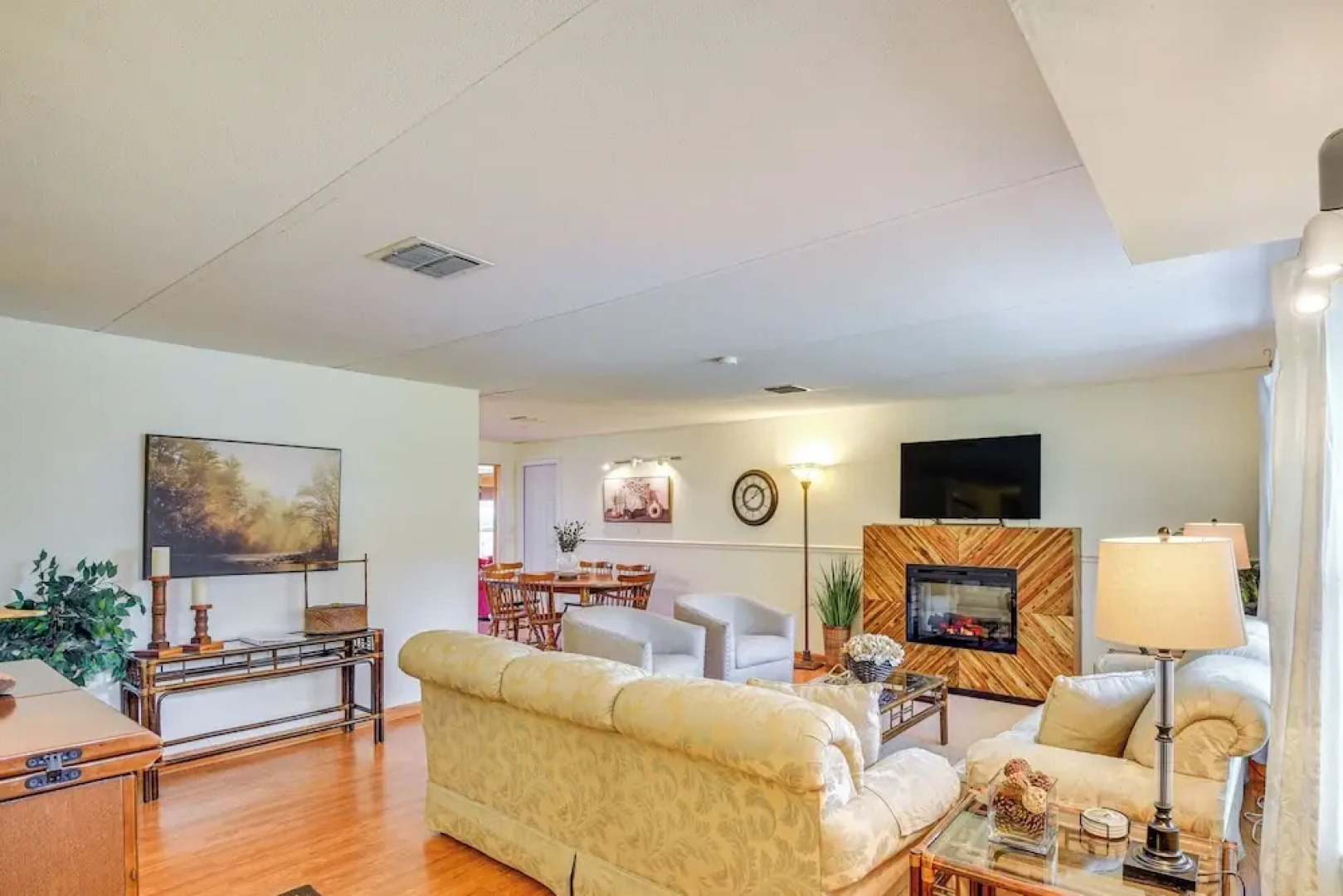 Riverside Retreat w/ Boat Dock in Sunny Astor!