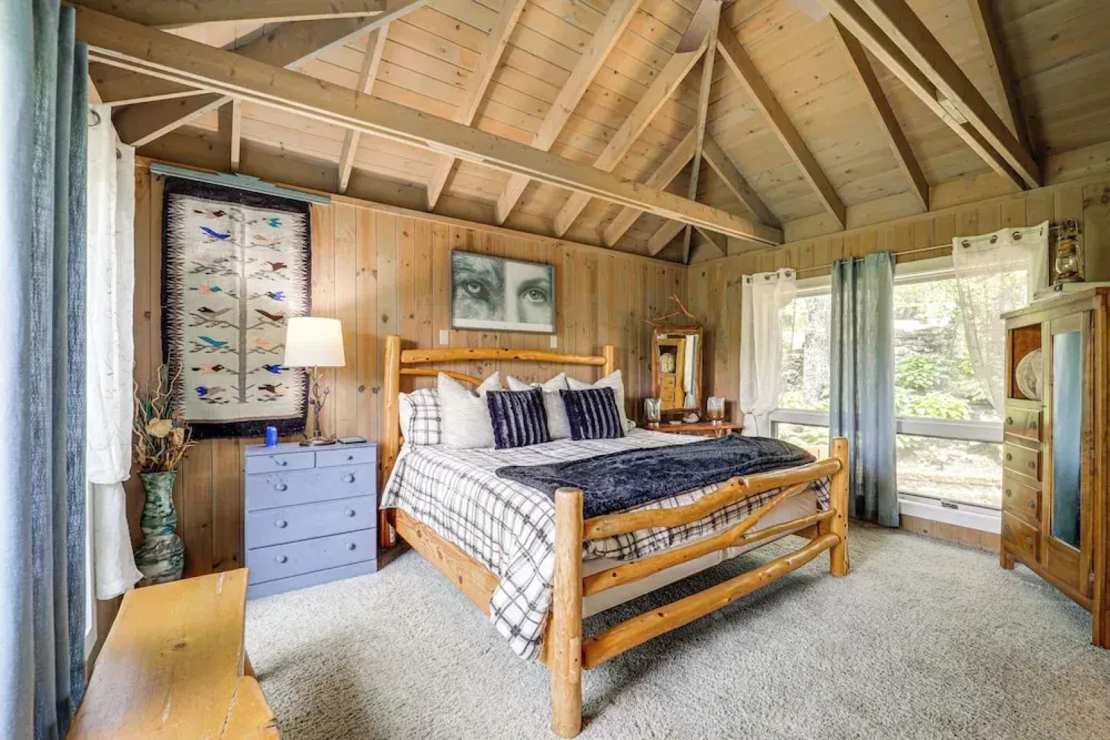 8 Mi to Ski Slopes! Hot Tub Haven in Seven Devils