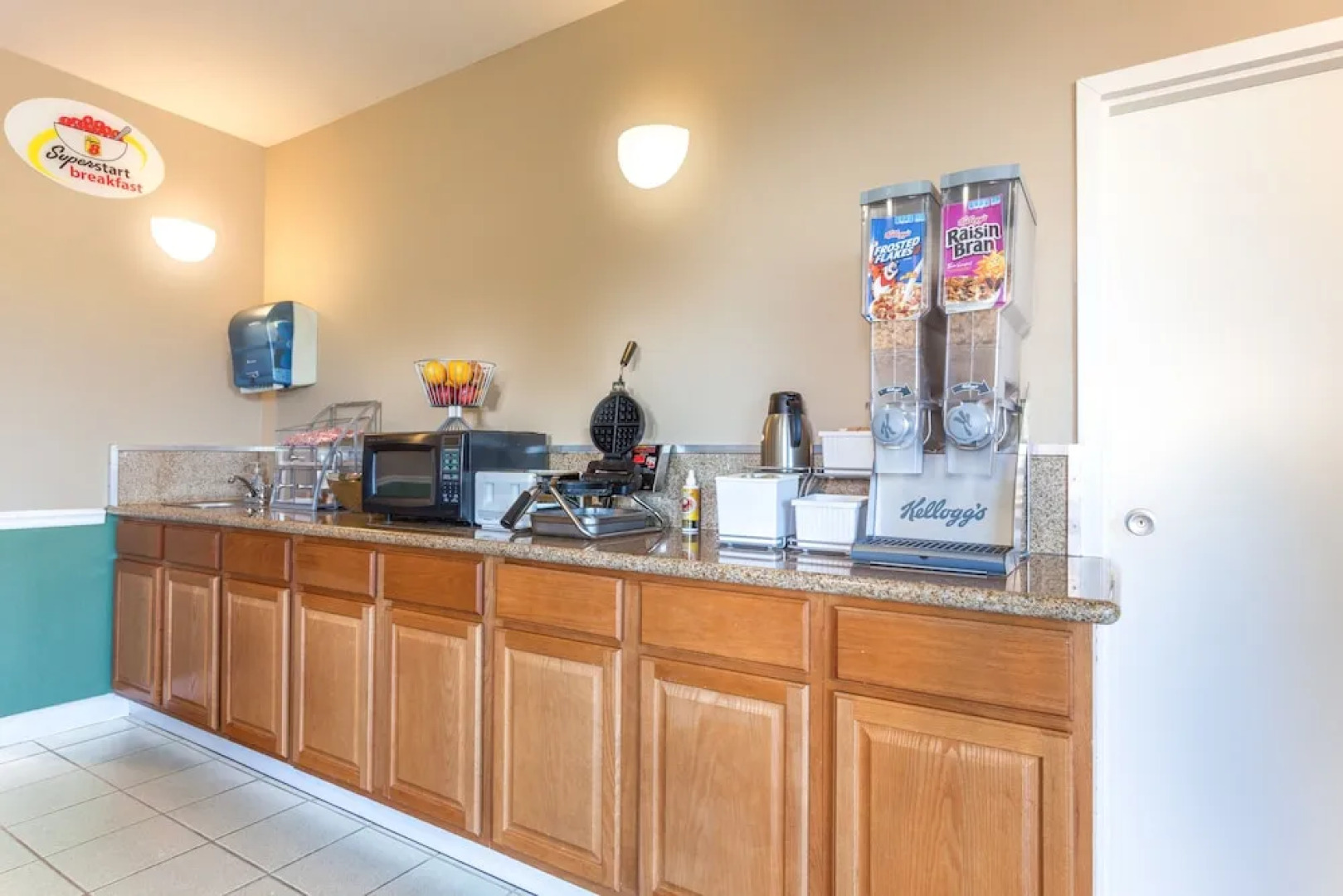 Super 8 Madison/Ridgeland Area