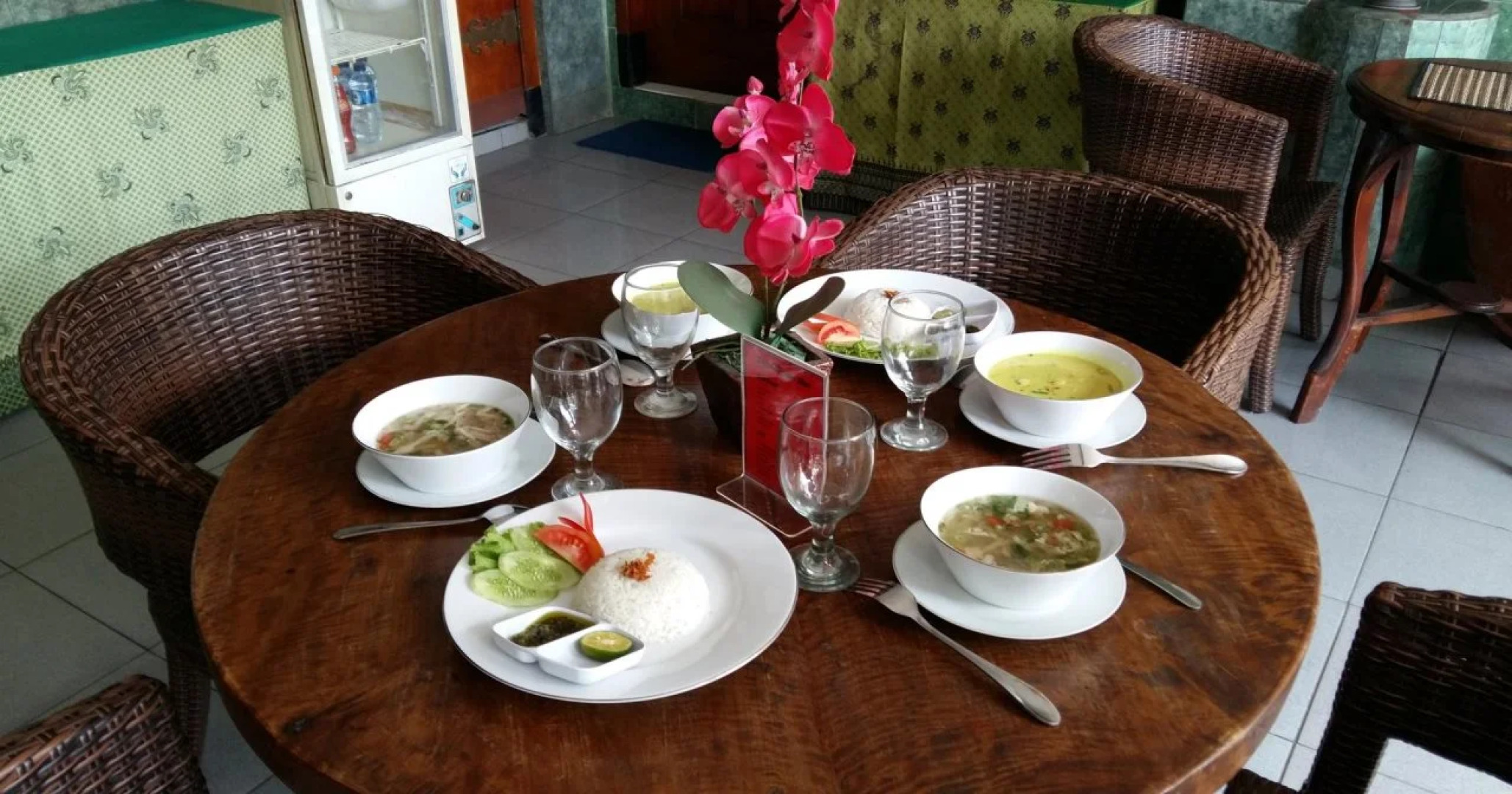 Nunia Tamansari Hotel