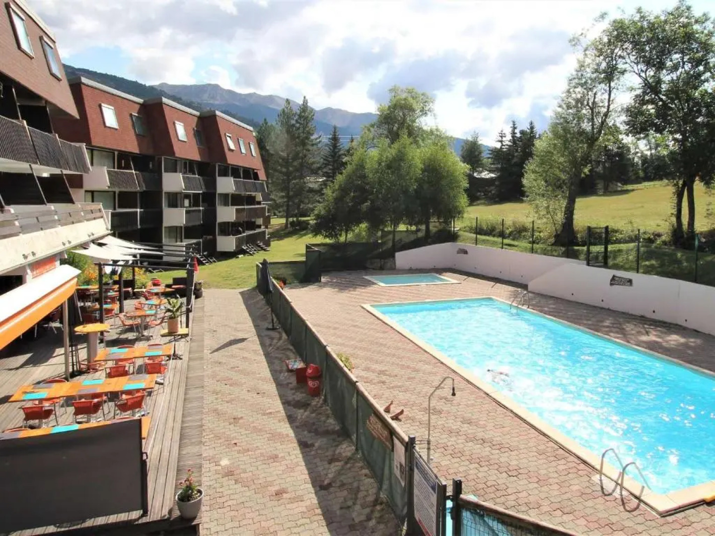 Appartement Serre Chevalier, 1 pièce, 4 personnes - FR-1-330F-106