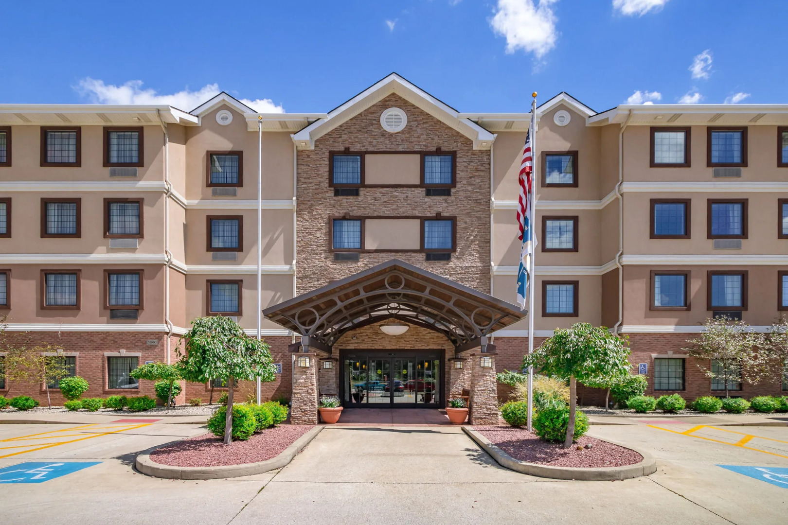 Homewood Suites by Hilton South Bend Notre Dame Area