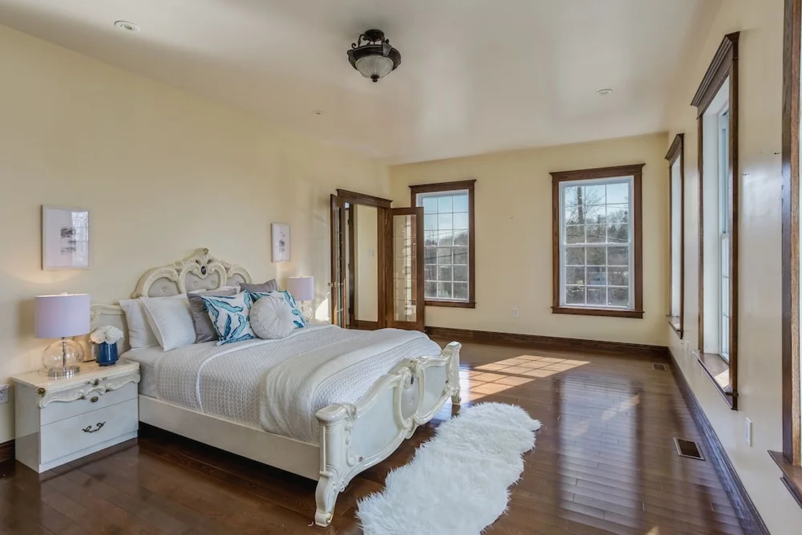 QuickStay Lake Simcoe Homestyle Cottage Private Beach