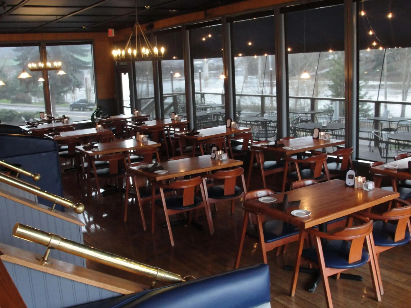 Best Western Plus Rivershore Hotel