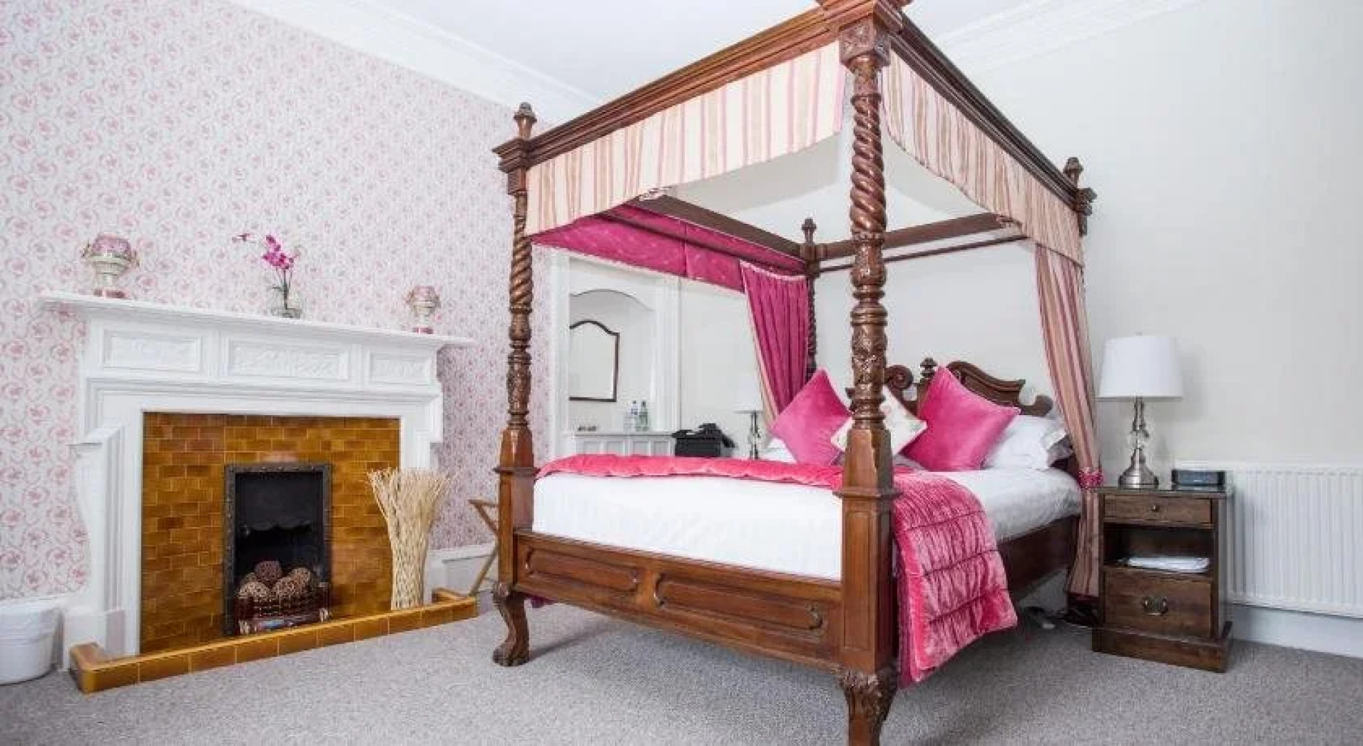 26 The Crescent - Guest House