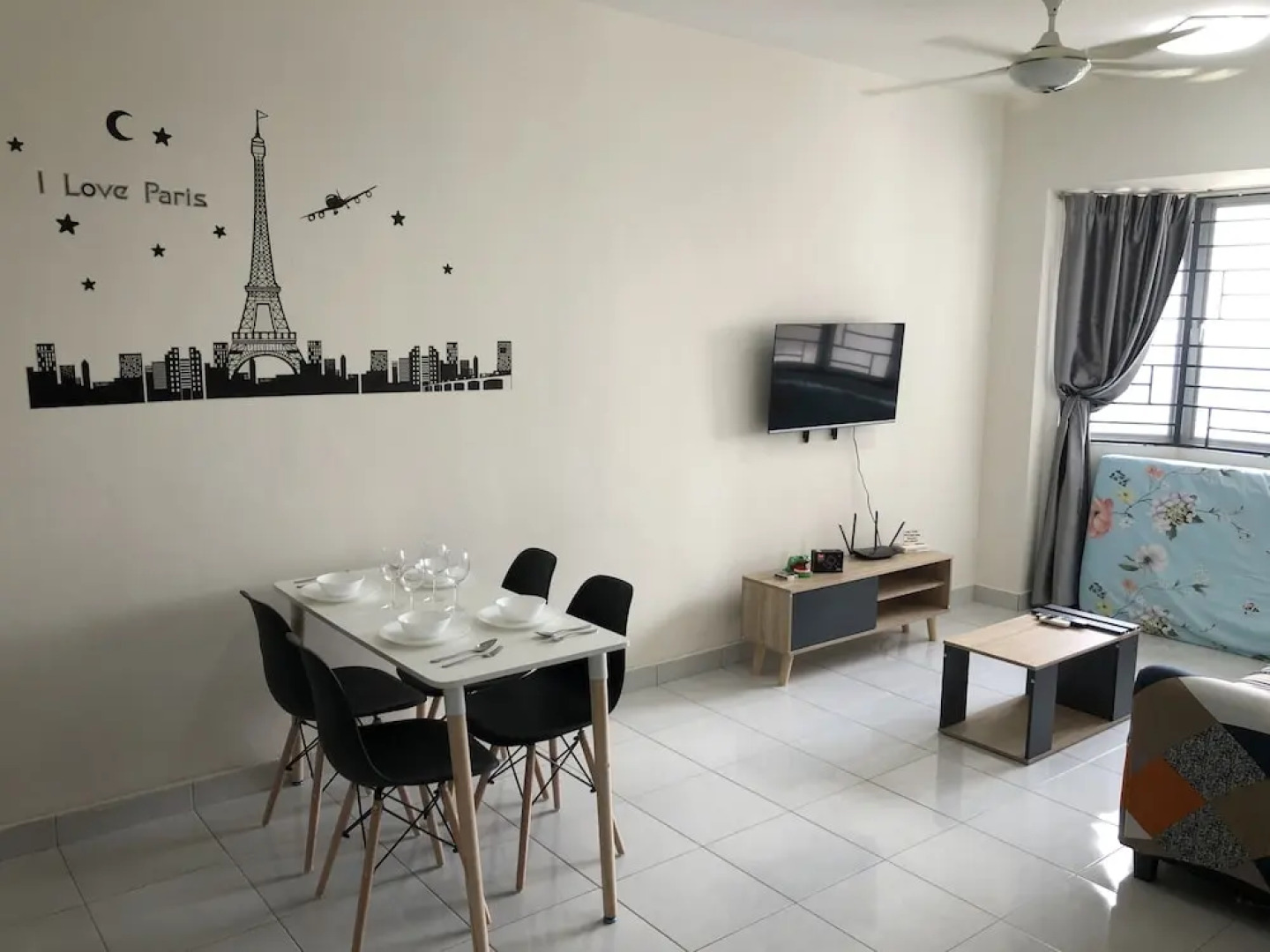 Cozy Homestay at Main Place