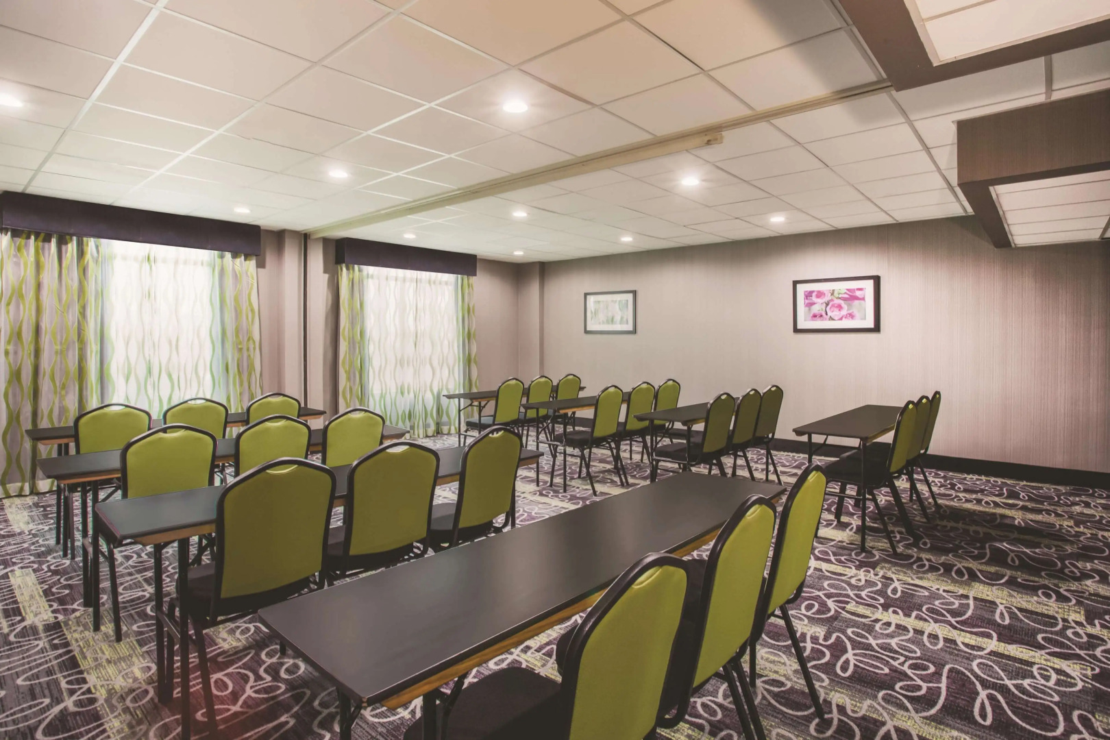 La Quinta Inn & Suites by Wyndham Clearwater South