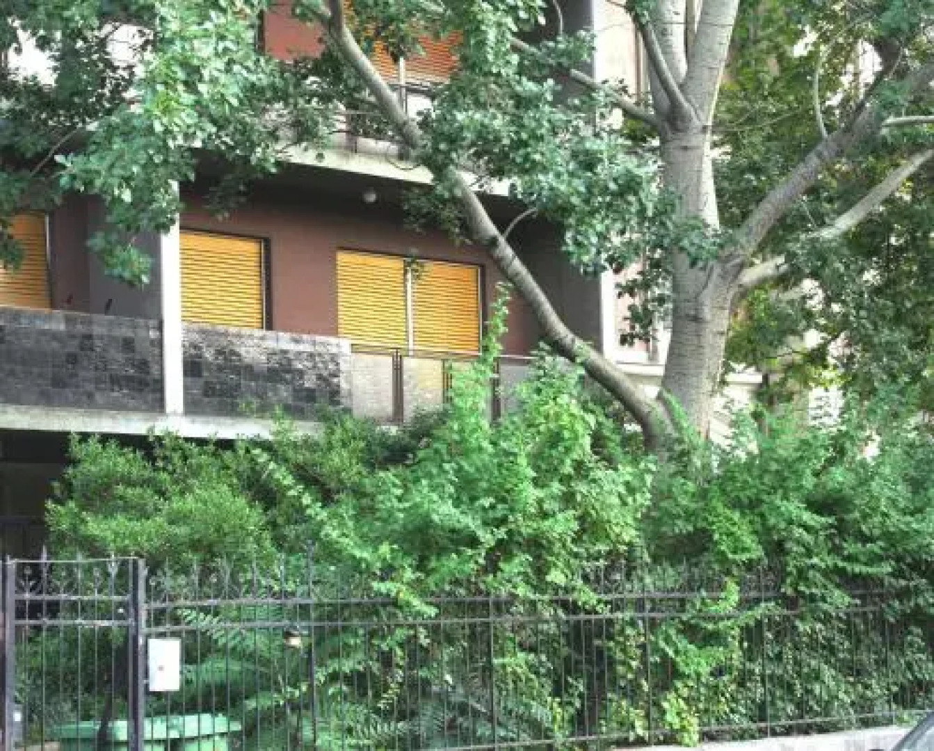 Andrássy Apartment with Inside Parking