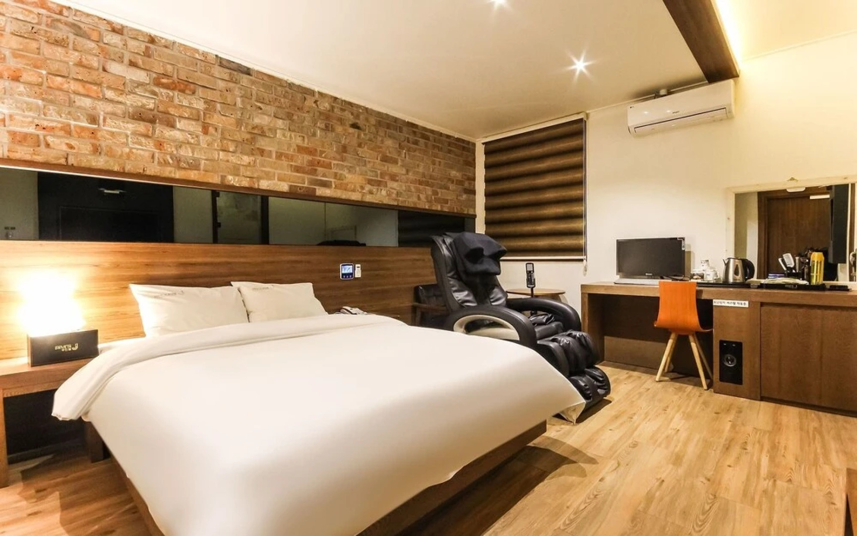 Wanju J Self Check-in Motel