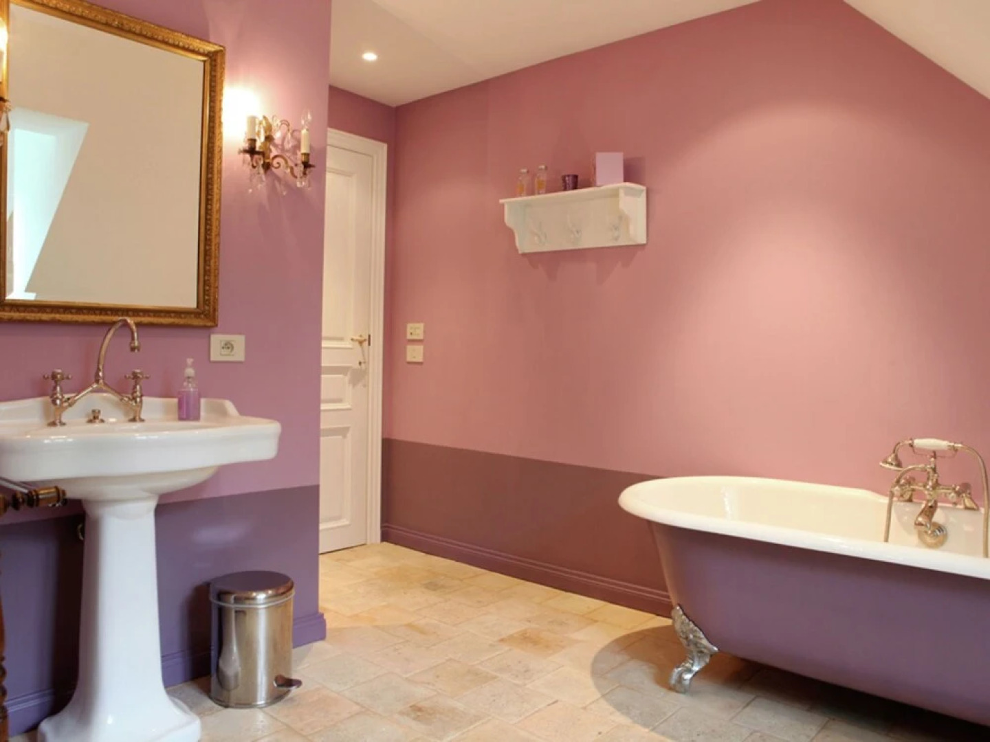 Quaint Cottage in Paliseul With Infrared Sauna