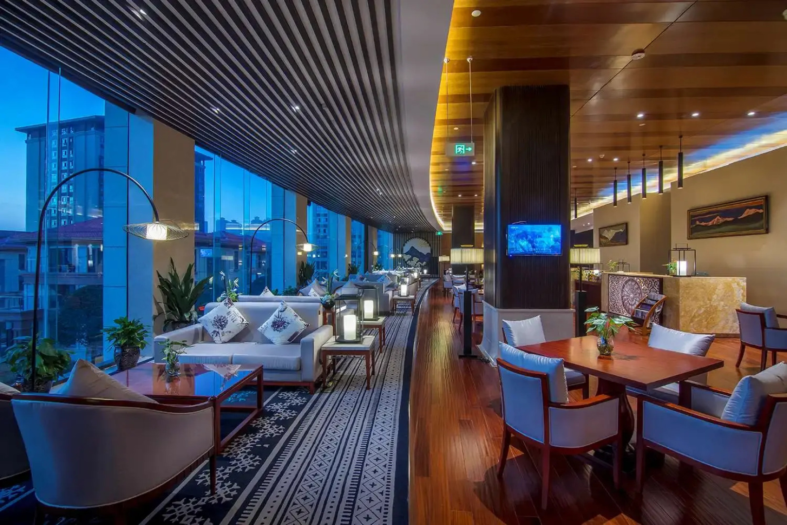 Howard Johnson by Wyndham Qunsheng Plaza Guizhou