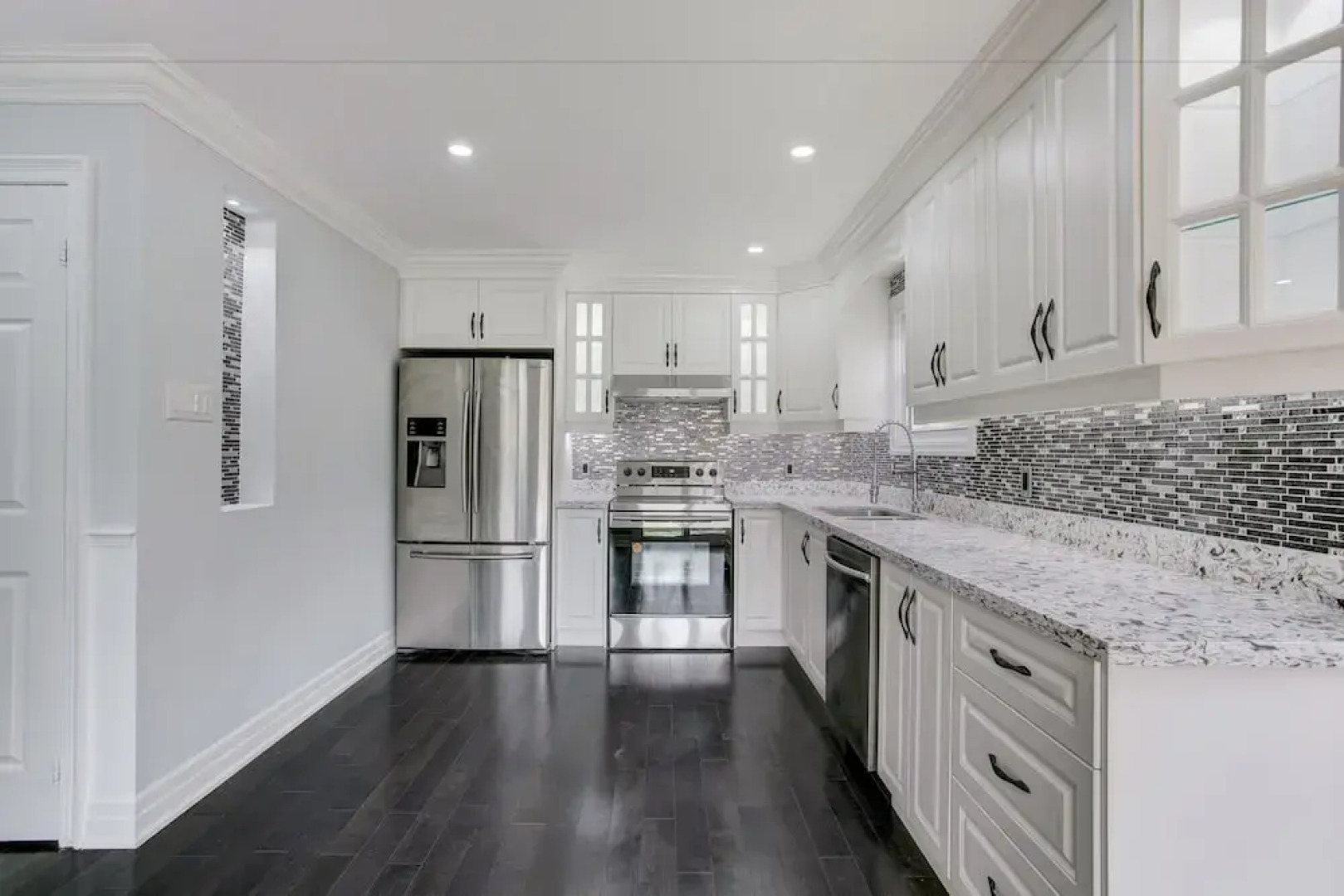 QuickStay - Beautiful 5bdrm House in Vaughan