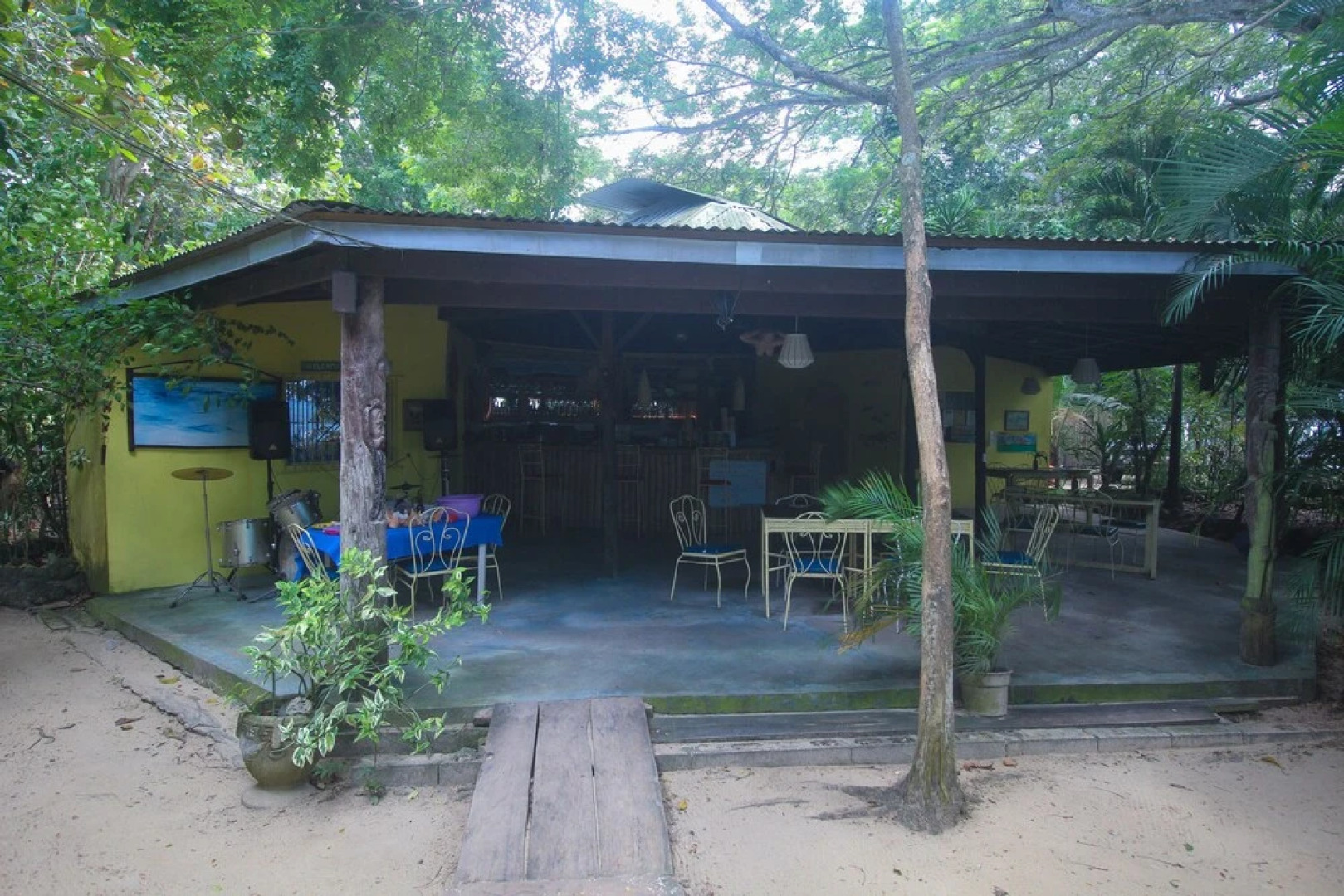 Half Moon Beach Cottages