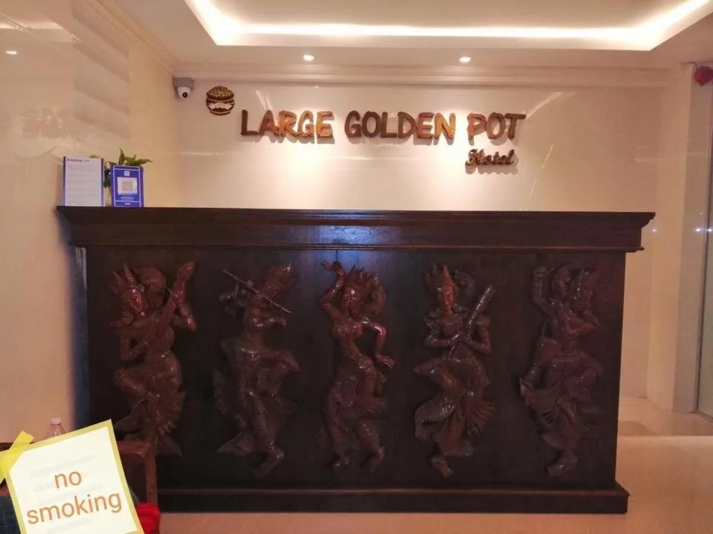 New Large Golden Pot