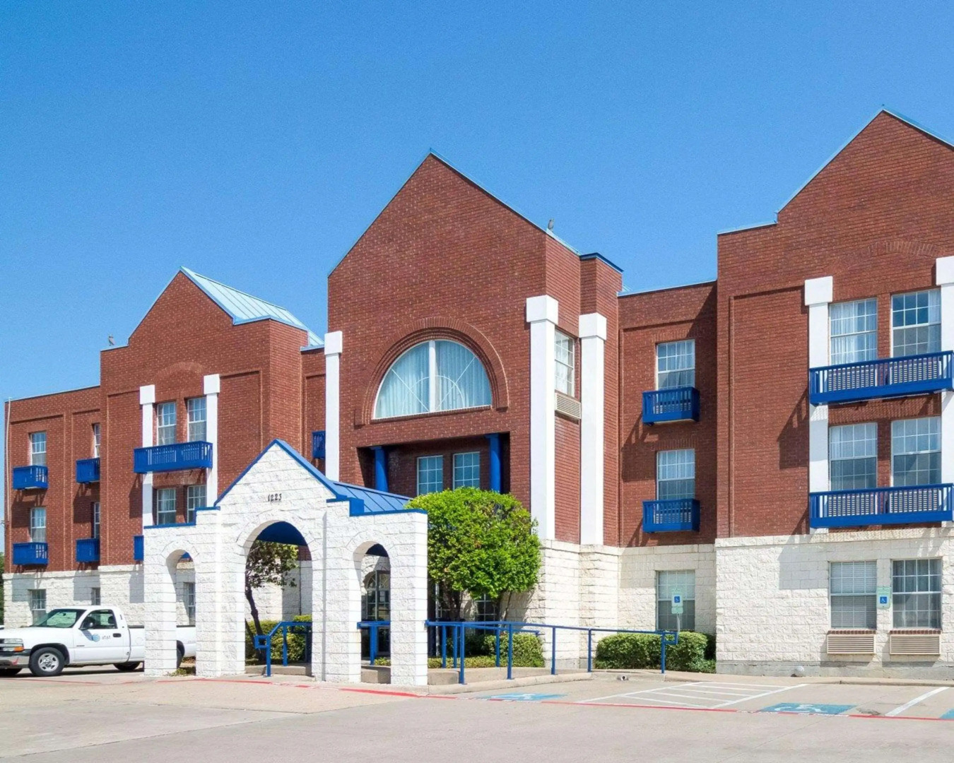 Quality Suites Irving-Las Colinas