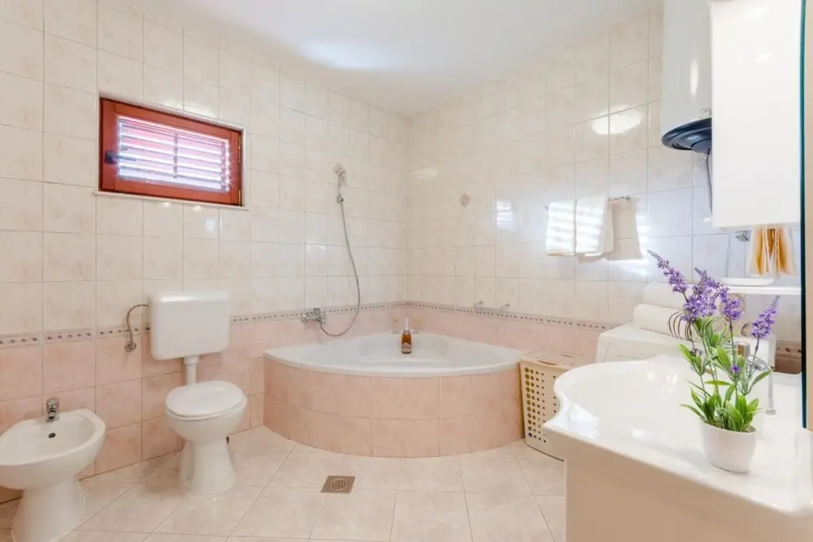 Villa Adriana - Three Bedroom Villa With Private Pool ID Direct Booker 9372