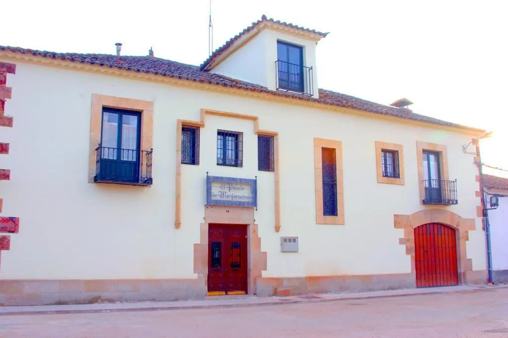 Palacio de Monfarracinos