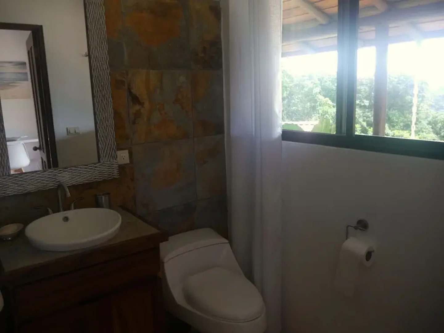 Refugium Silent Wings With Natural Pool