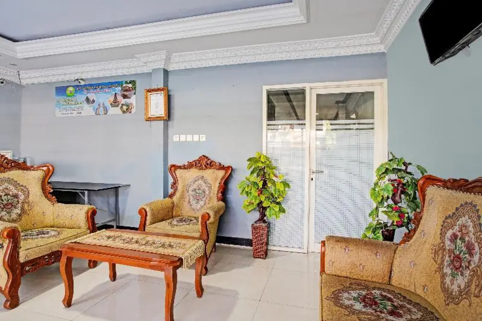 OYO 90370 Habibie Homestay Syariah