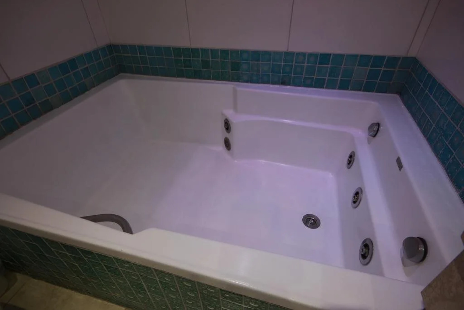 Hippus Motel (Adult Only)