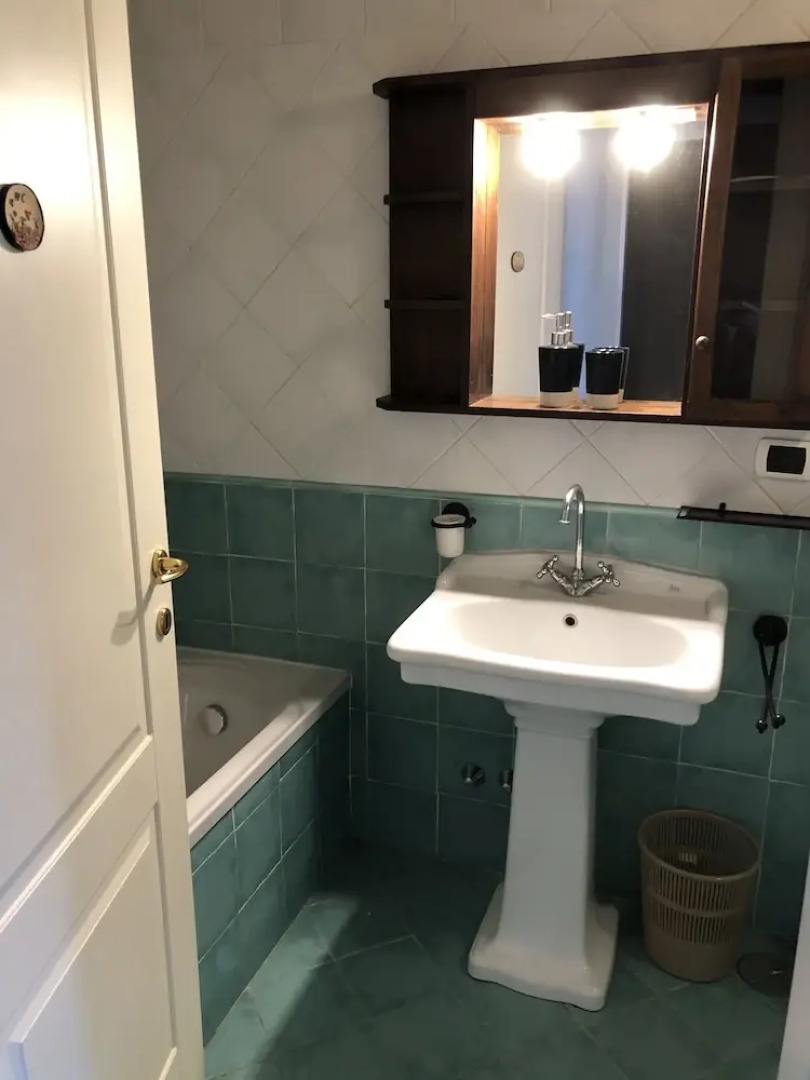 Entire House With Panoramic Views and use of Pool