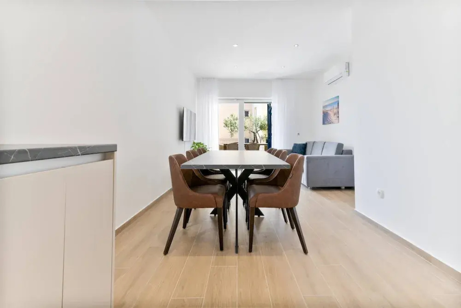 Luxury Living at Horizon Retreat