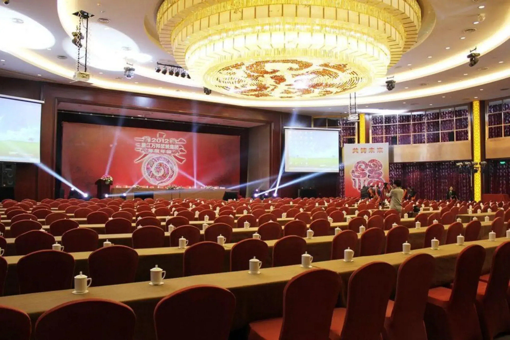 Long You West Lake Hillview International Hotel