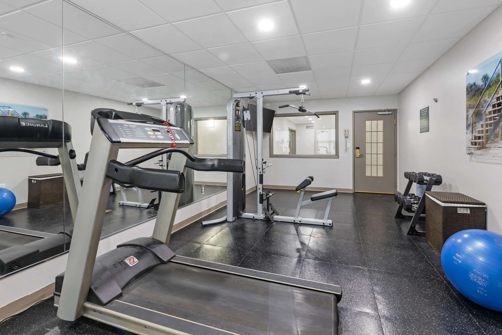 Best Western Plus First Coast Inn & Suites