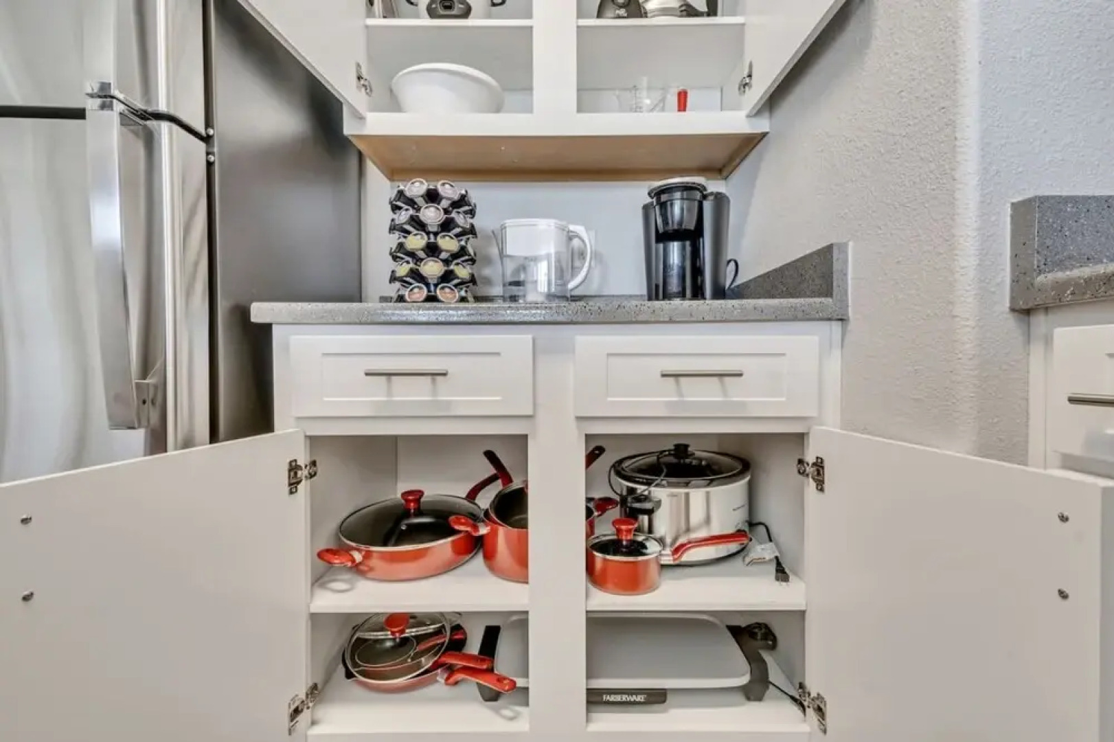 Luxury Apartment - Hot Tub - Gym - Free Parking