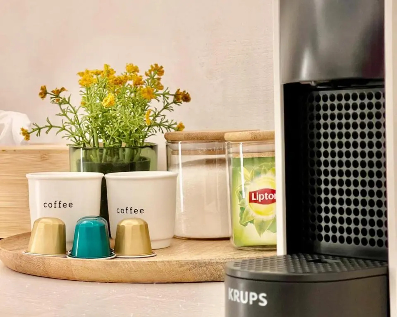 White House Kokas Luxury Apartments