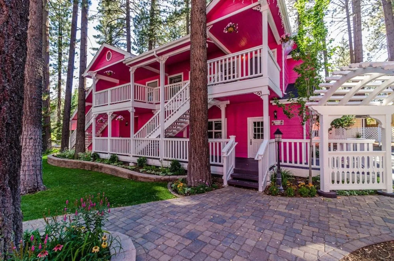 Apples Bed & Breakfast