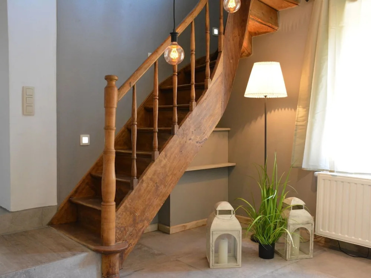 Heritage Holiday Home in Assesse on Hilltop