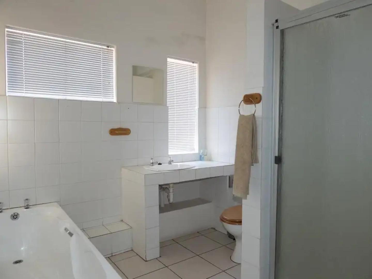 Avondblij Guest House B&B