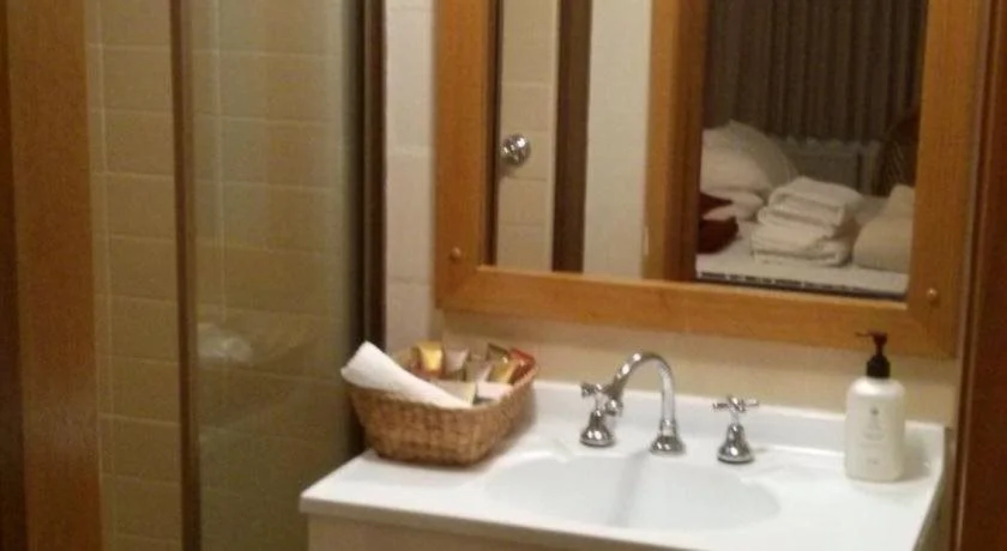 Trackers Falls Creek Lodge Accommodation