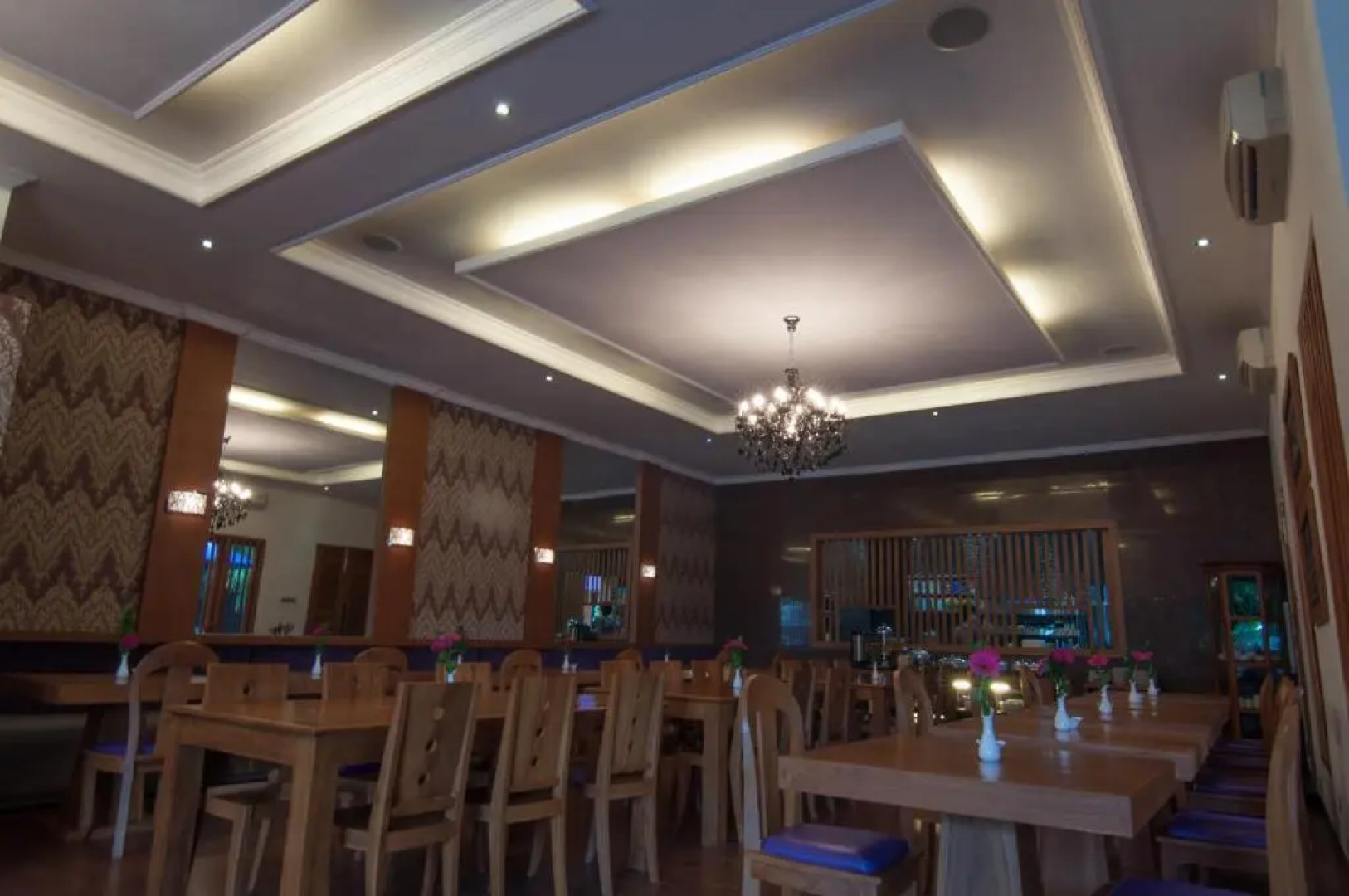 Sooly Hotel And Restaurant