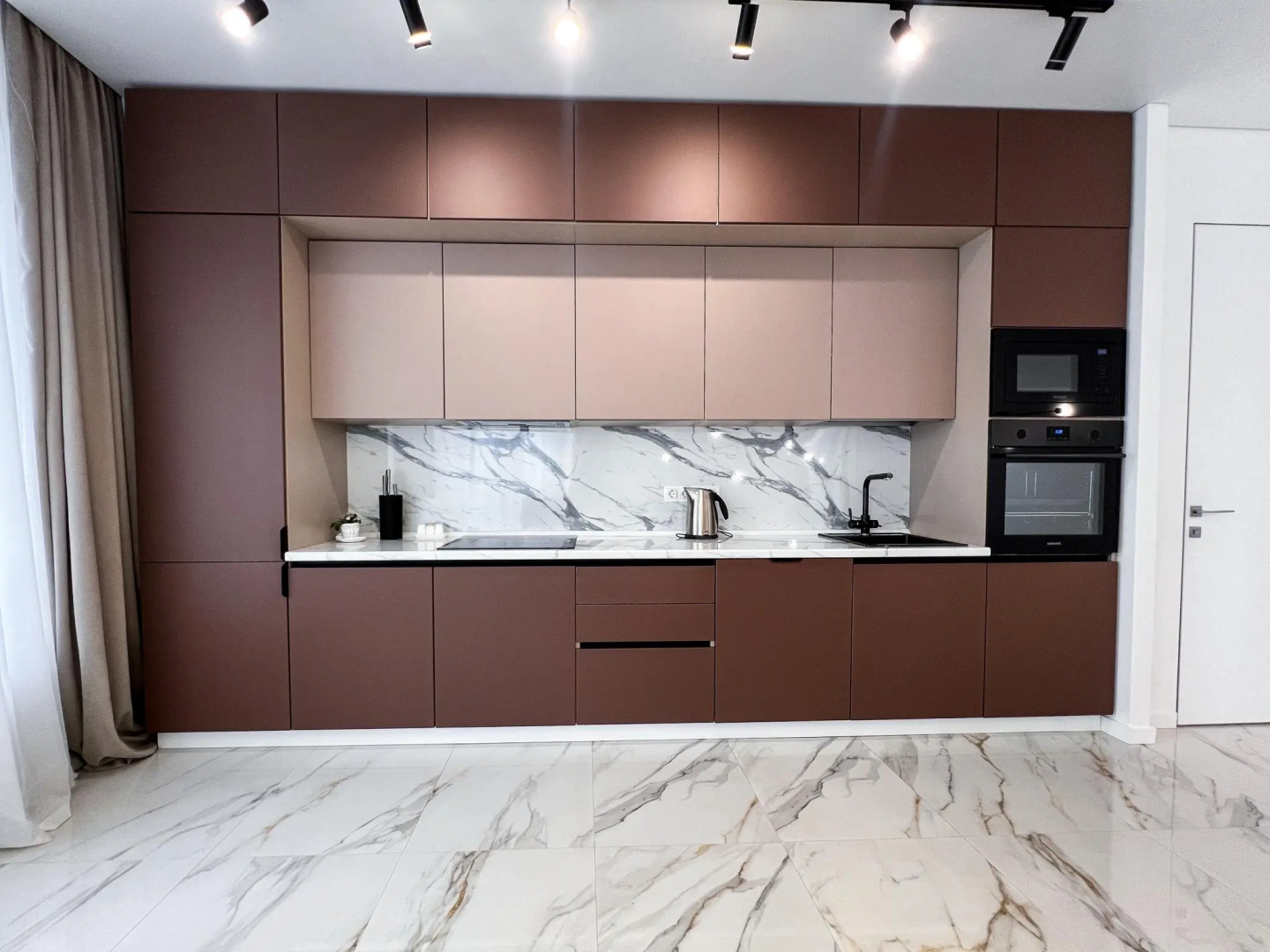 uTrip (юТрип) на улице Алексея Козина