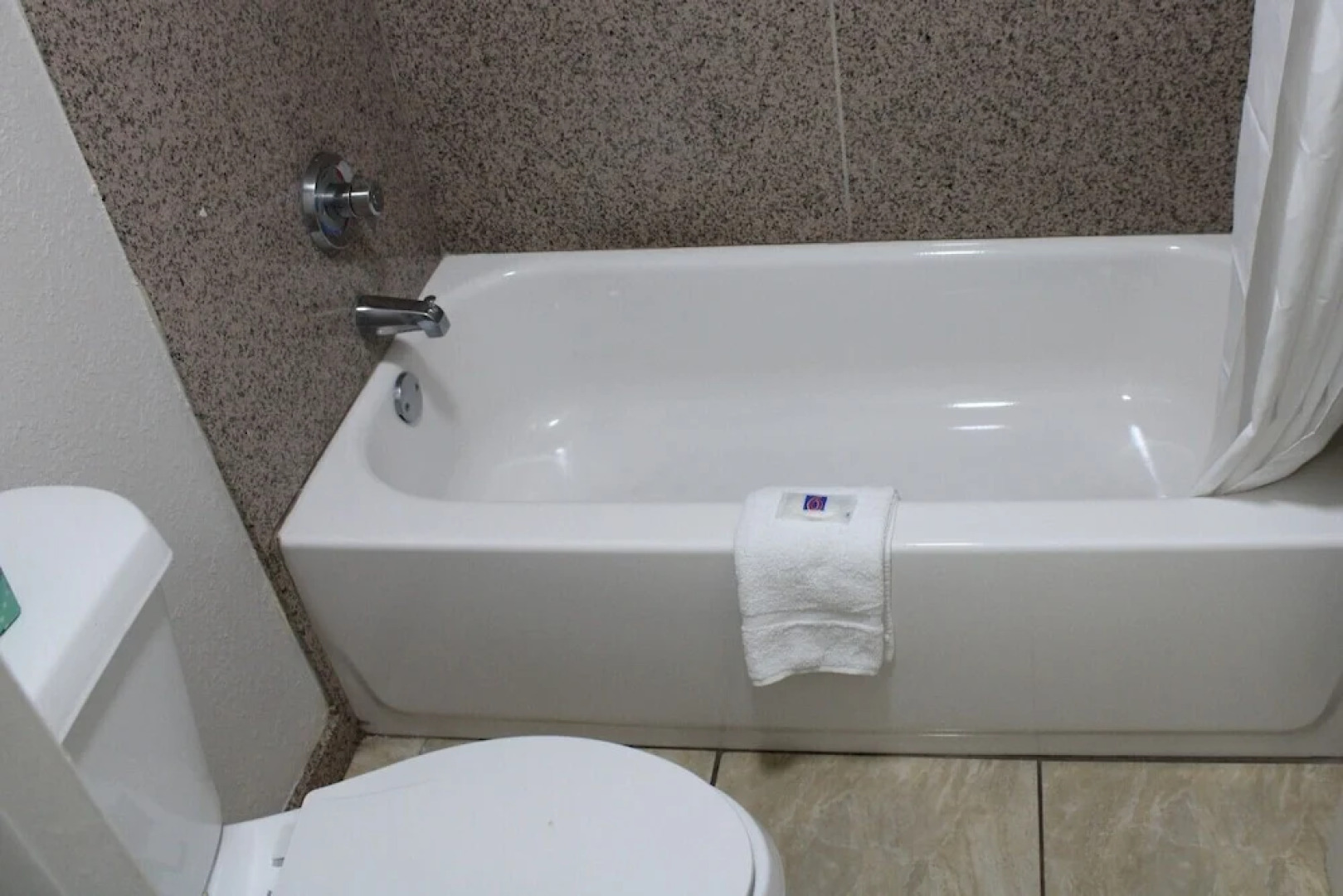 Studio 6 Suites Chattanooga, TN - Lookout Mtn.