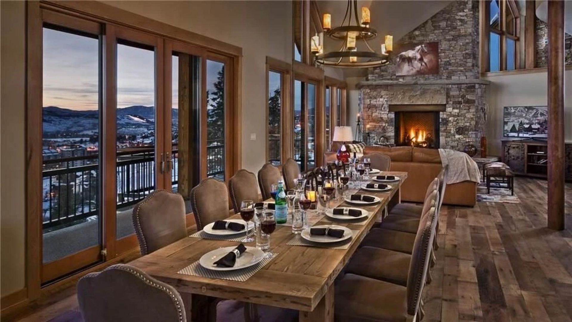 Falconhead Lodge South 5 BedroomHoliday home By Moving Mountains