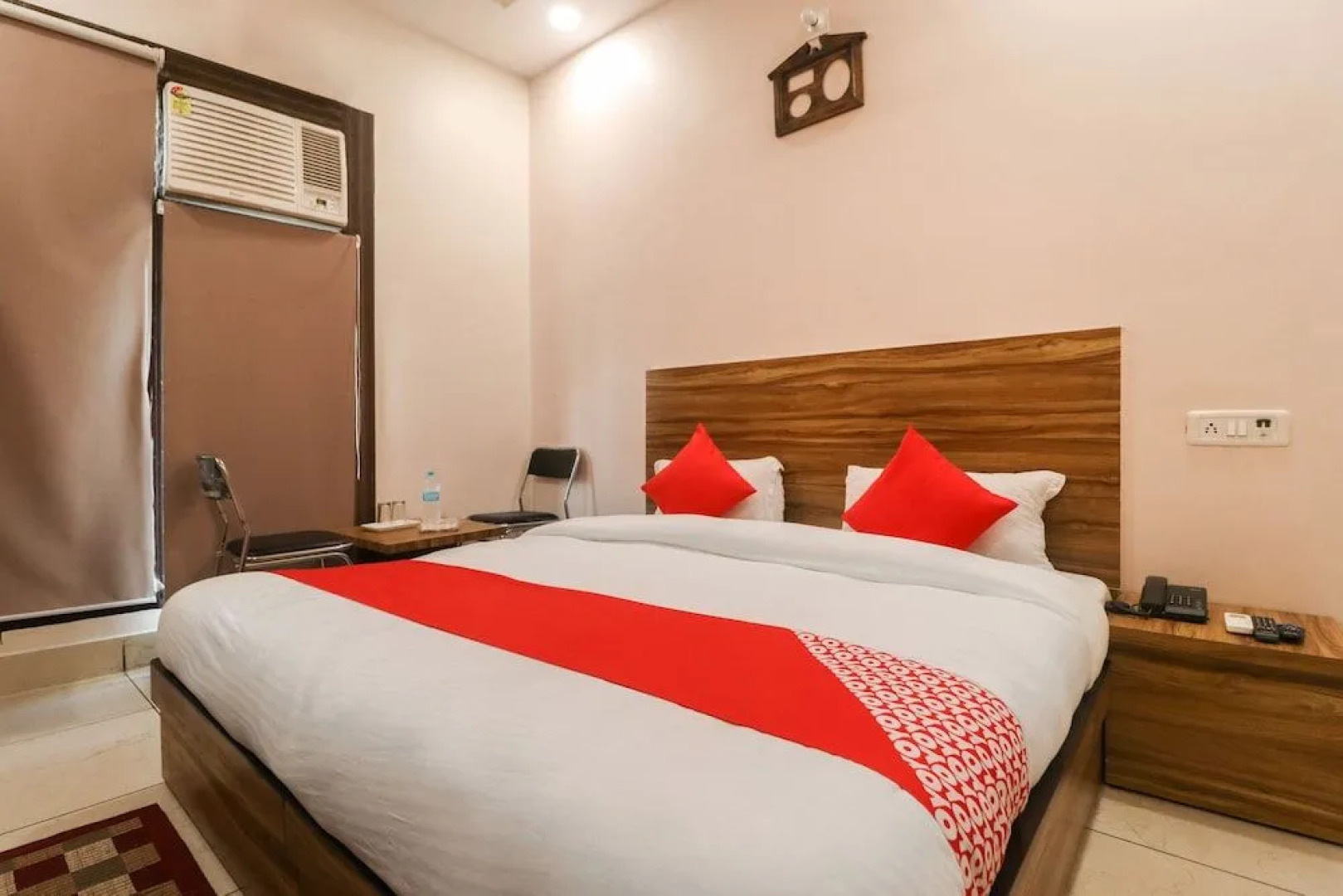 Oyo 45965 Hotel Krishnam