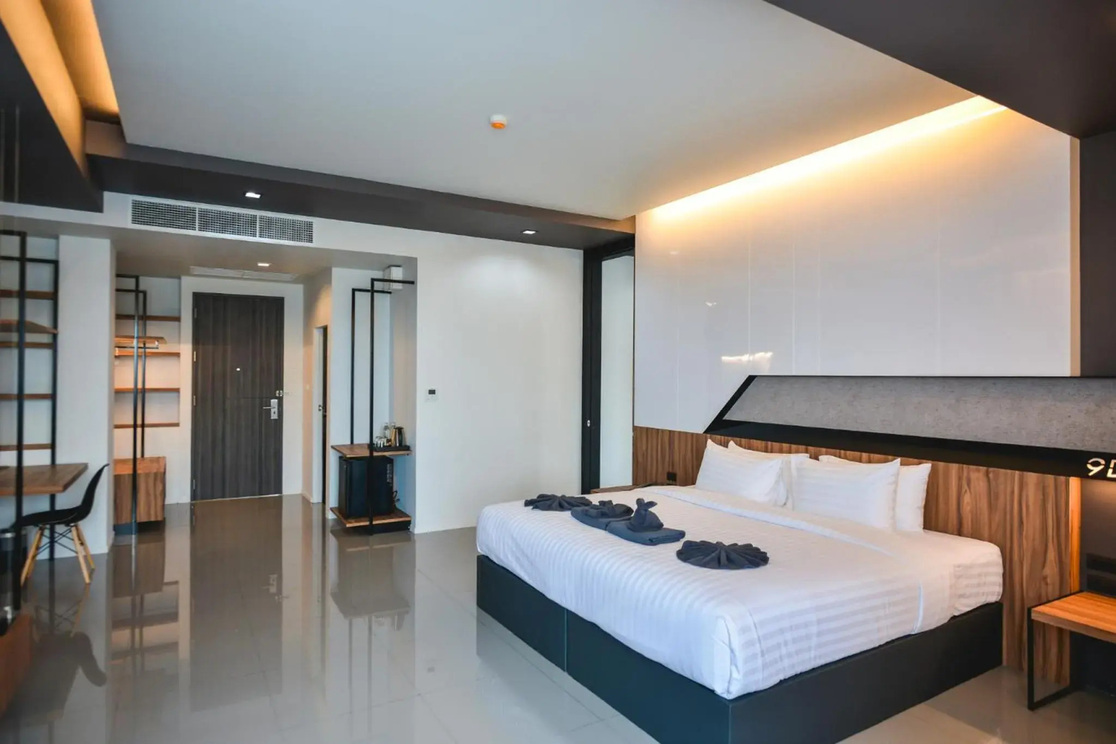 9D Sport Hotel (SHA Extra Plus)