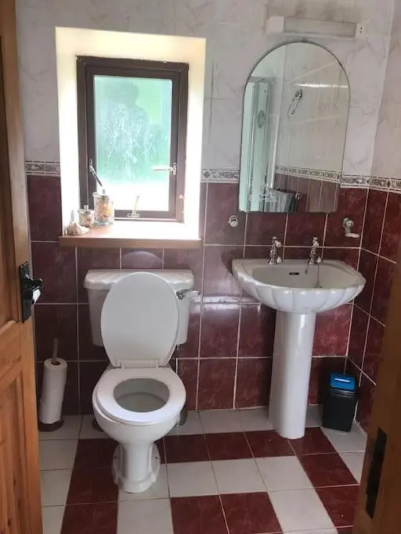 Castlegregory-Seaside 2 Bedroomed Cottage