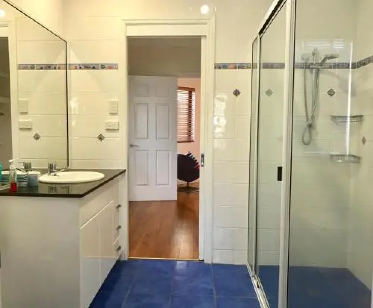 Lighthouse Apartments on The Strand