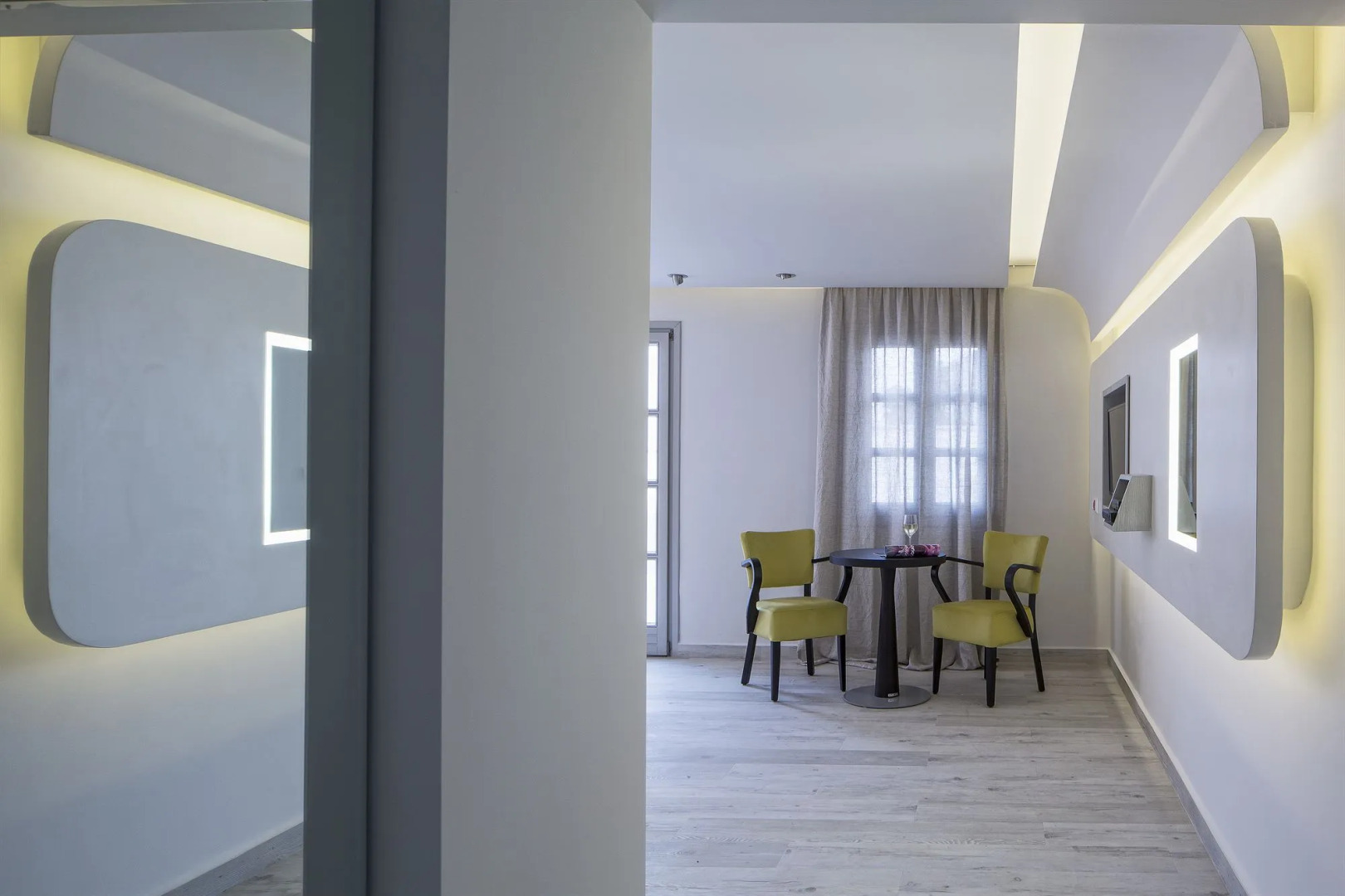 Kouros Art Hotel - Adults Only