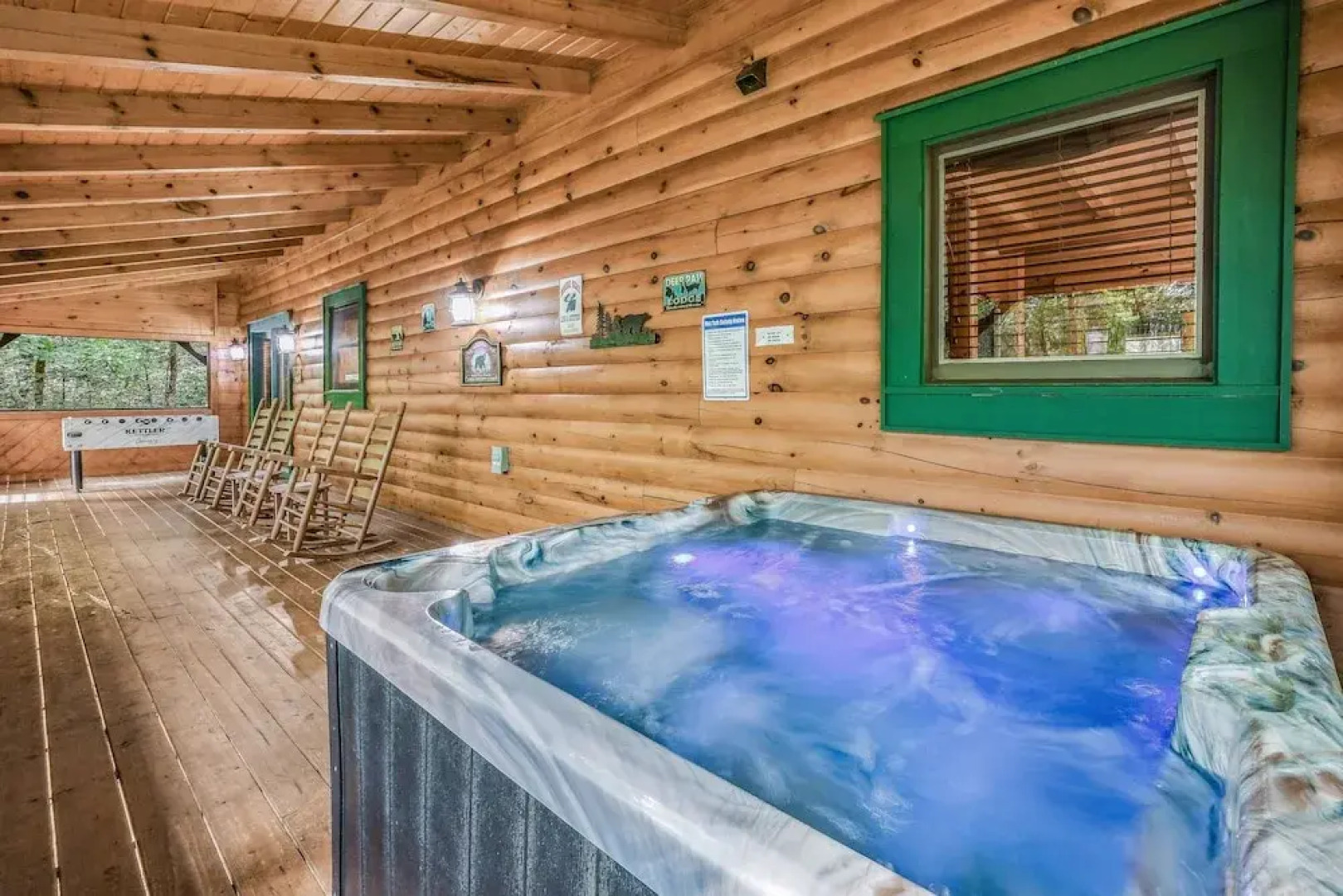 A Mountain Spirit 3 Bedroom Cabin by RedAwning